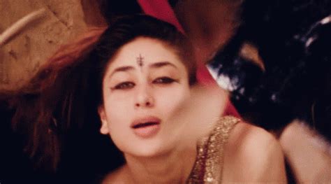 kareena kapoor ki sex|Kareena Kapoor Porn Videos